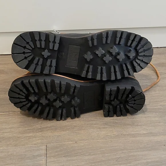 BNIB MARC FISHER Izzie boots (size 6.5) - Picture 9 of 9